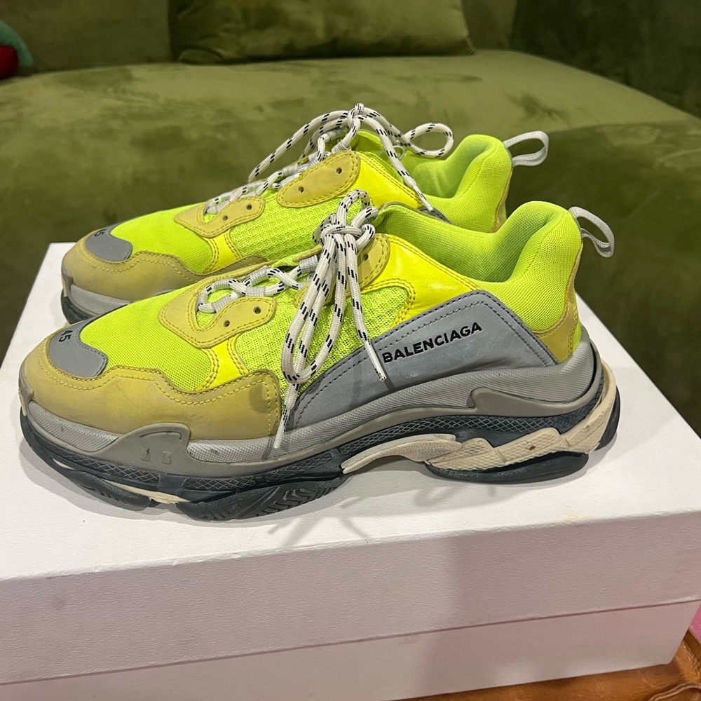 Balenciaga Triple S Low Sneakers